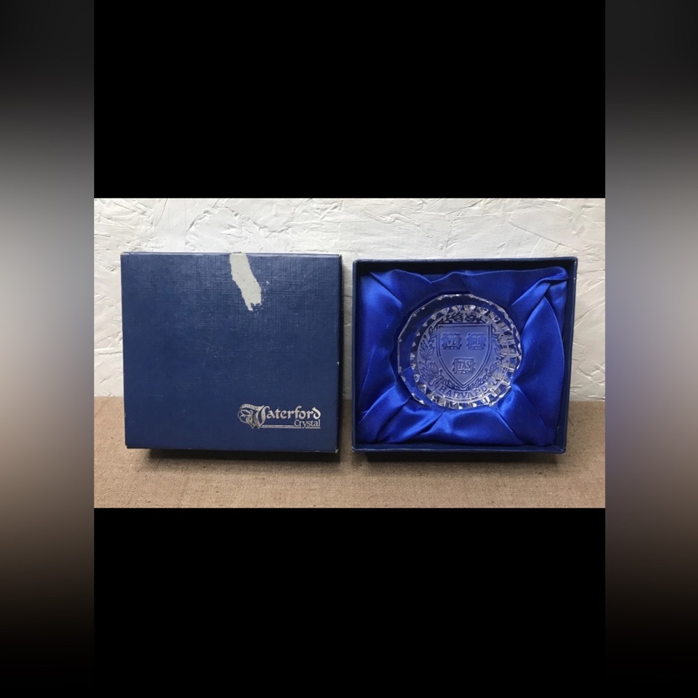 Excellent Waterford Crystal Harvard Veritas 3 1/8" Diameter Paperweight w/ Box